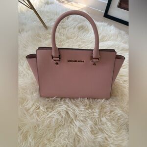 Michael Kors Selma Medium Satchel